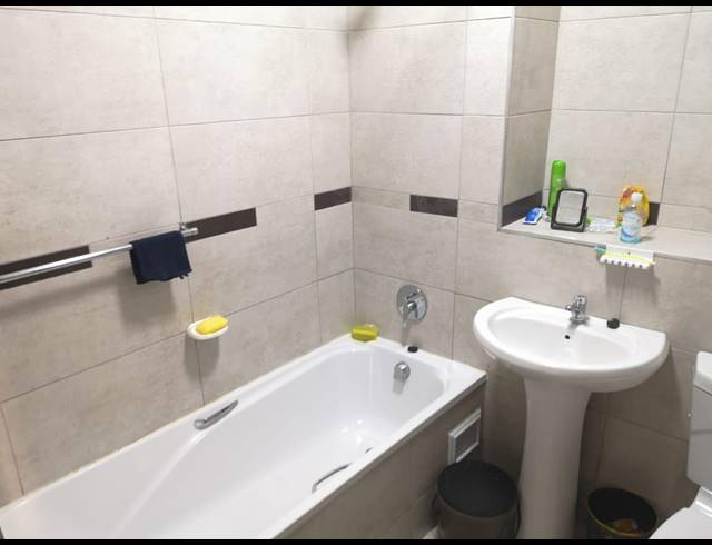 2 BEDROOM APARTMENT TO LET IN PRESTBURY